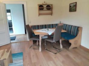 Lizzi Mountain Apartments