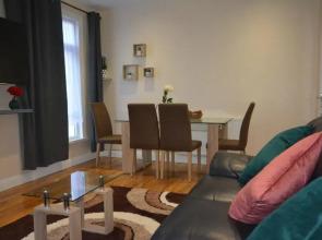 London Modern 4 Bedroom Apartment