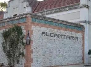 Casa Viña de Alcántara