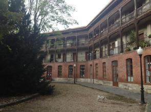 Apartamento San Quirce - céntrico y reformado- wifi y netflix