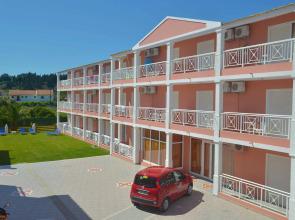 Angelina Hotel & Apartments