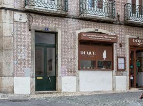 ALTIDO Vintage 2BR Apt in Chiado, nearby Rossio train station