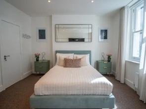 2 Bedroom Flats in Covent Garden