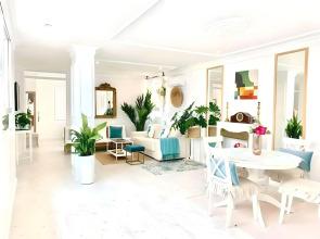 Lux City Loft in front of the Port