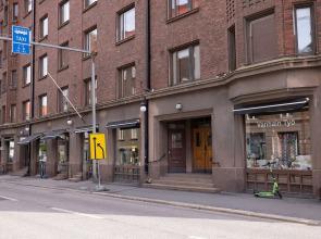 2ndhomes 144 m2 Stylish 3BR Center Home