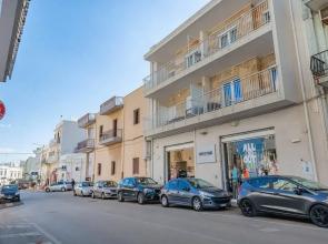 Marina Apartment 100m From Sea