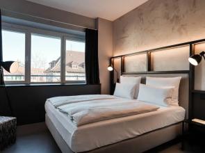 CLOUD No7 APARTMENTS