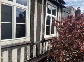 Beaux-Arts • 2 Chambres 2 Sdb • Parking Prive