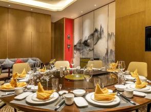 Datong Xinyu Crown Hotel