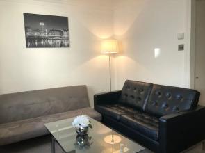 Luxury stay bond street