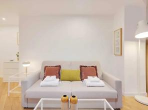 Bright, Modern Studio for 2P - La Defense