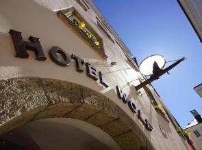 Altstadt Hotel Wolf