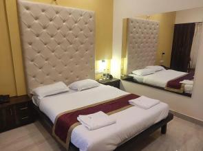 Hotel Deepak Executive, Ganpatipule