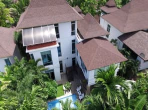 Tropical Garden Paradise Villa