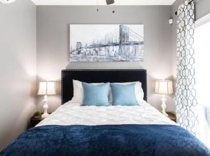 Professionals-restaurants-fastwifi-a C-desk- Pets