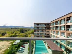 JJ Airport Phuket Condotel by O