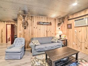 Charming New Concord Cabin on 50-acre Farm!
