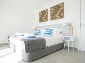 Central Two bedroom Apartment Praia Da Luz.