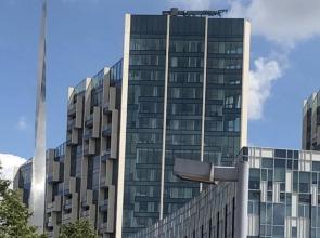 Stunning 1-bed Apartment in London With River View