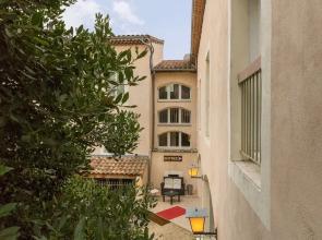 The Originals Access, Hostellerie des Pins