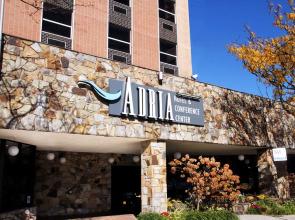 Adria Hotel And Conference Center