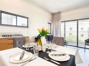 Stylish Apartment with Cozy Vibes by Sea N Rent