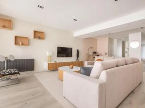 Appartement spacieux et moderne 4 chambres à 5mn à pieds République