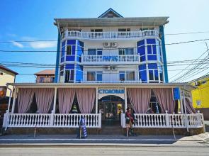 Hotel on the sea Parus