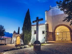 Convento do Espinheiro, Historic Hotel & Spa