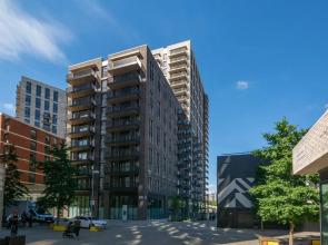 2 Bedroom Service Apt in Artillery Lane