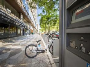 Colon 901 in Madrid With 1 Bedrooms and 1 Bathrooms