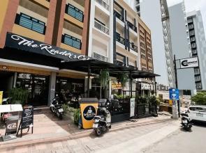 OYO 281 the Reader Cafe and Room