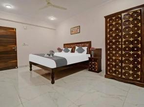 OYO Townhouse 1115 The Circle Airport