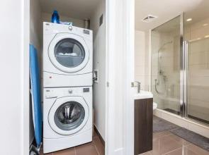 Applewood Suites - Convention Centre & Blue Jays