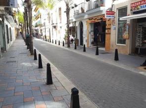 Calle Miguel de Cervantes | 6  Pax | First Line | 3687-AW