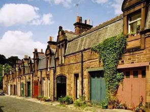 1 Bedroom West End Apartment