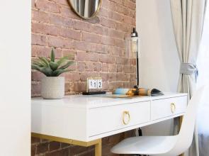 240-9 Luxury Prime Location Studio W D