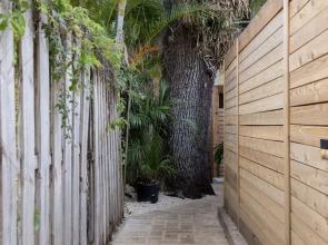 The Grandview Collection - Newark