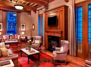 Tremont Hotel by SB at Chicago Magnificent Mile