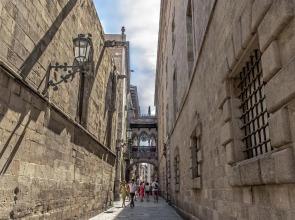 Habitat Apartments Ferran