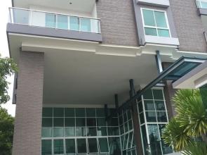 The Winner Condo - 307 by Axiom