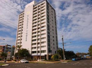Elouera Tower Beachfront Apartments