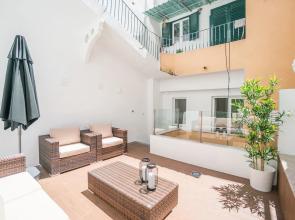 Private Terrace & Design Apartment by Buuka Apartments