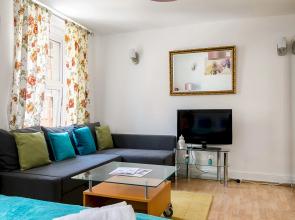 Picktheplace Crawford Place Suites