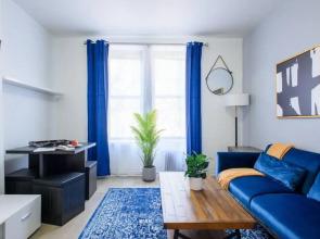 428-2w Newly Furnished 2BR Sleeps 5 Prime Location