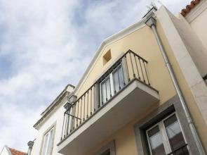 Cascais Petit Bijou by Cadenzalux