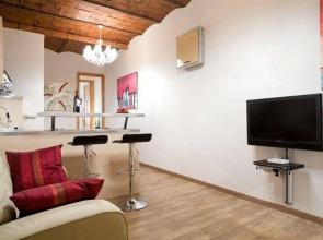 Eixample Apartments Arena Shopping Area