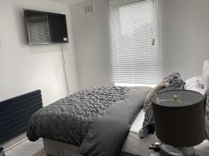 Luxurious 2-bed Apartment in Woolwich, London