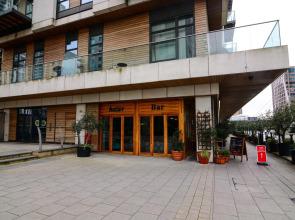 Discovery Dock Apartments West