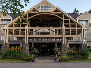 Grand Summit Hotel at Attitash